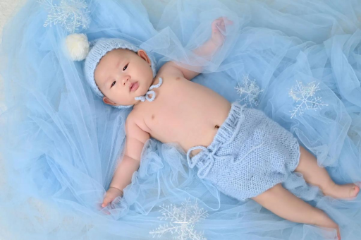 哈密孕妇肚子上长红点